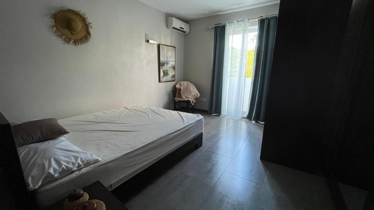 4 Bedrooms Penthouse 50 Meter To The Beach By Dream Escapes Pereybere Beach Exterior photo